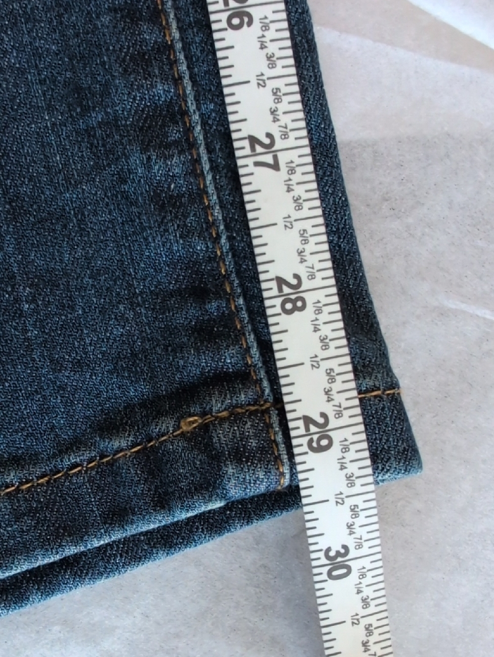 L.L. Bean Indigo Straight Jeans Plus Size Classic Timeless Retro Stonewashed - Picture 9 of 9